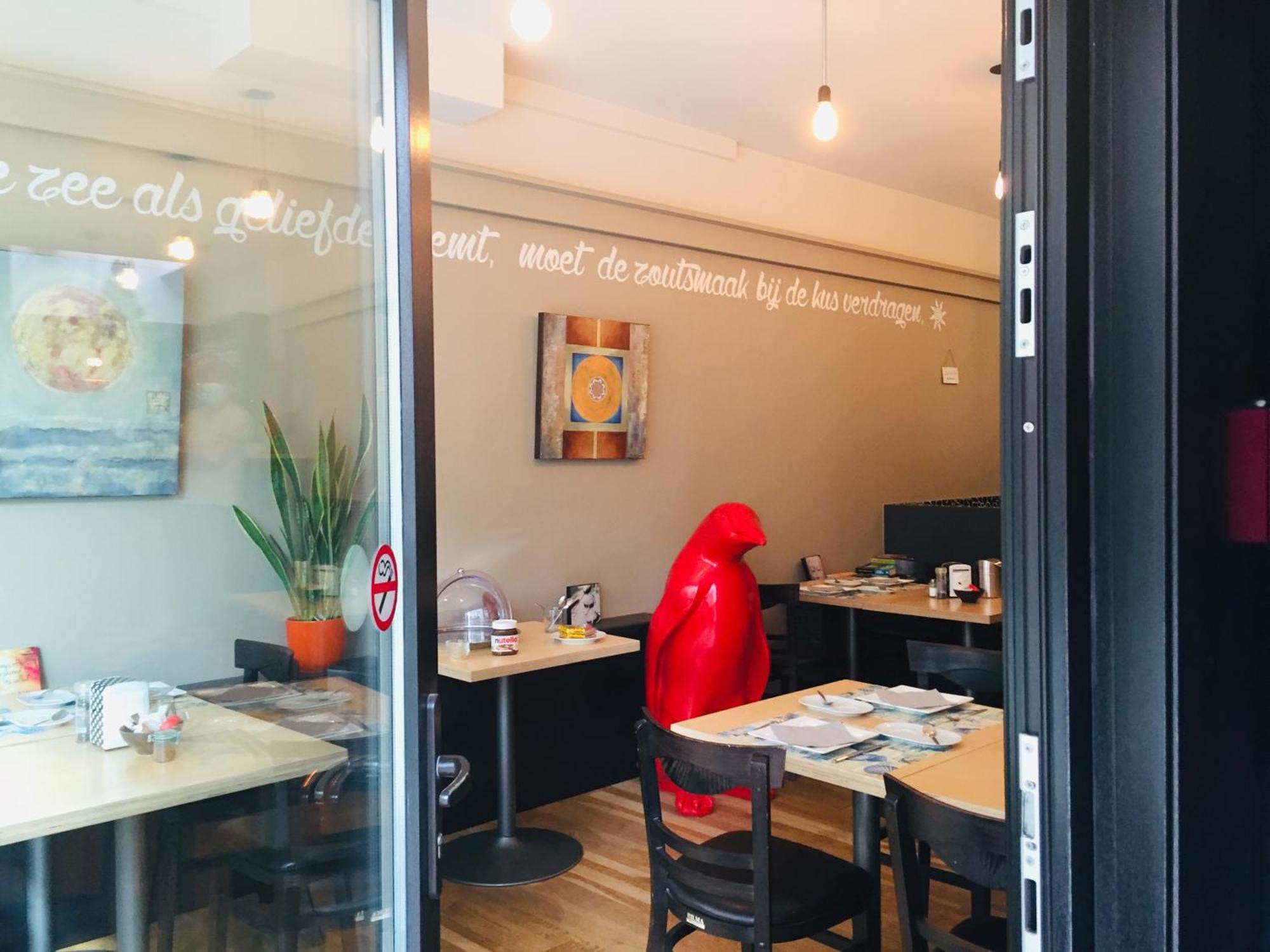 Logies Zen Aan Zee Acomodação com café da manhã Ostend Exterior foto